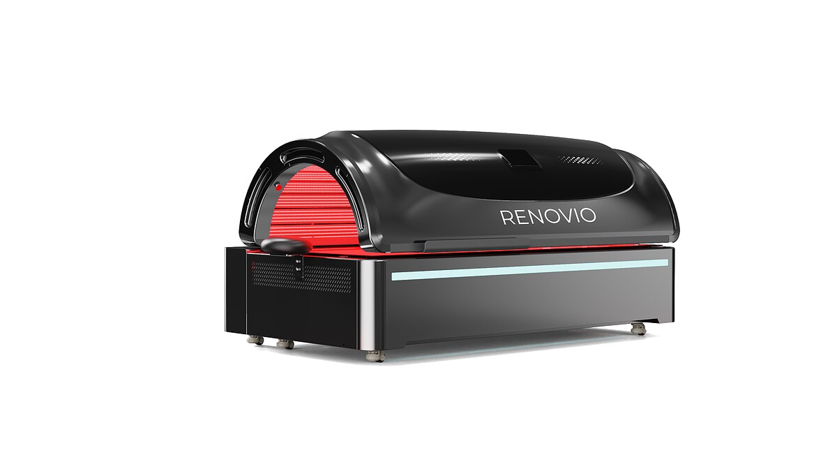 Renovio R5200 — Black finish — canopy open